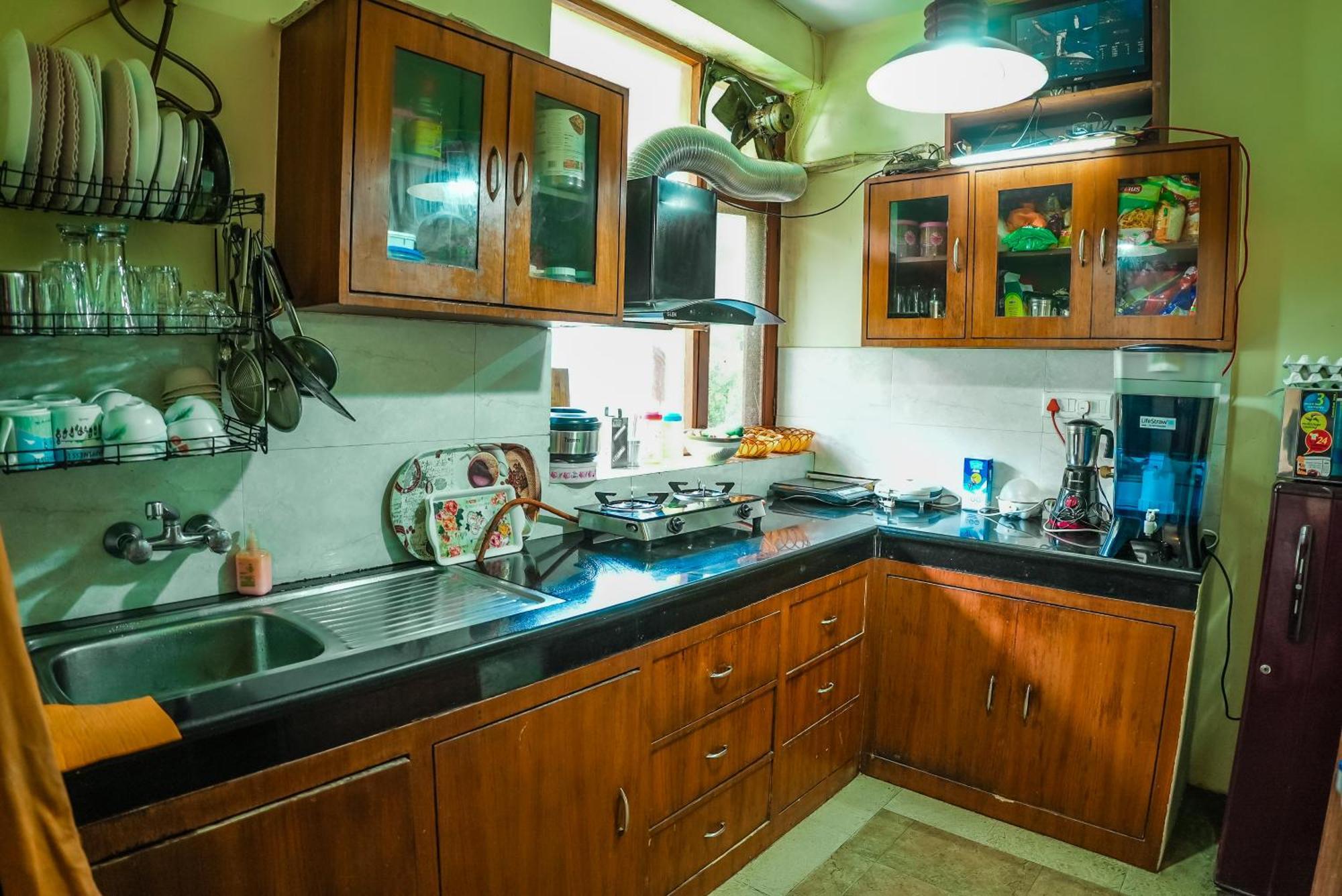 The Manu Emerald # Farmhouse # Top Selling Cottage In Manali # Peaceful Heritage Cozy Stay # Lawn With Bonfire # Most Awarded Exterior foto
