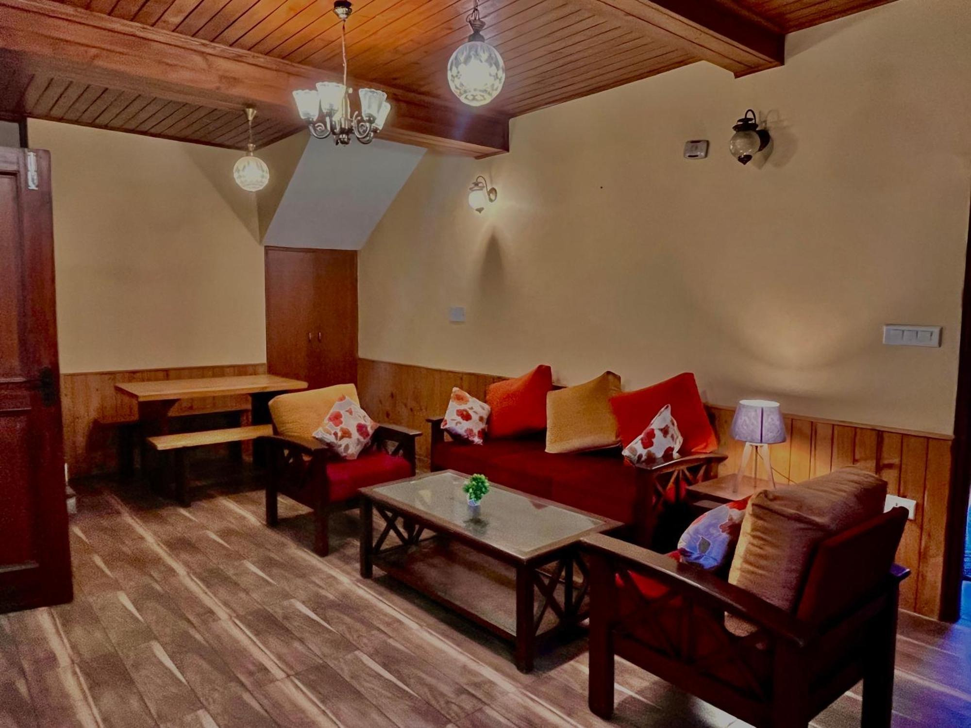 The Manu Emerald # Farmhouse # Top Selling Cottage In Manali # Peaceful Heritage Cozy Stay # Lawn With Bonfire # Most Awarded Exterior foto